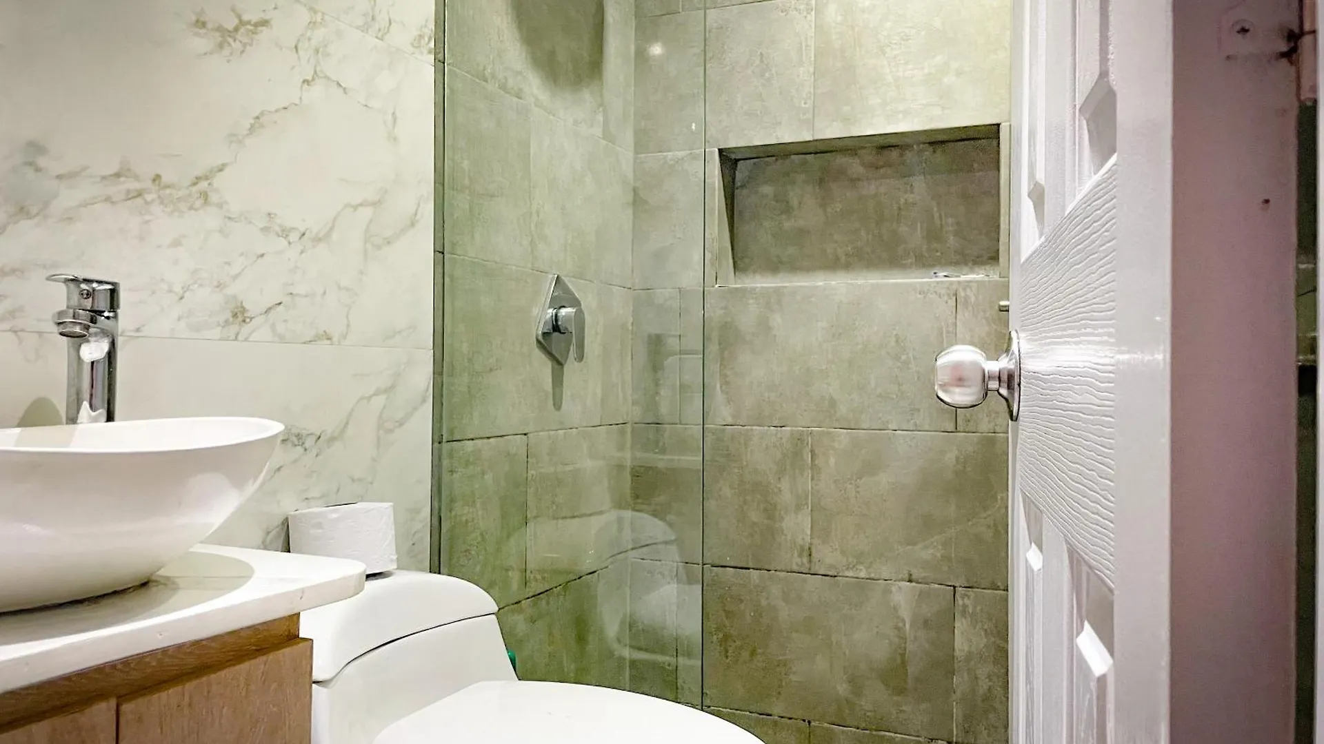 Apartament Lindo Apt Excelente Ubicacion Medellín Kolumbia
